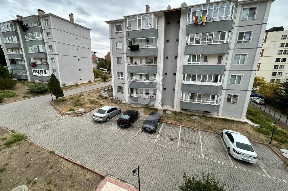 ATA MAHALLESİ SİTE İÇERİSİNDE ARA KAT 3+1 KİRALIK DAİRE