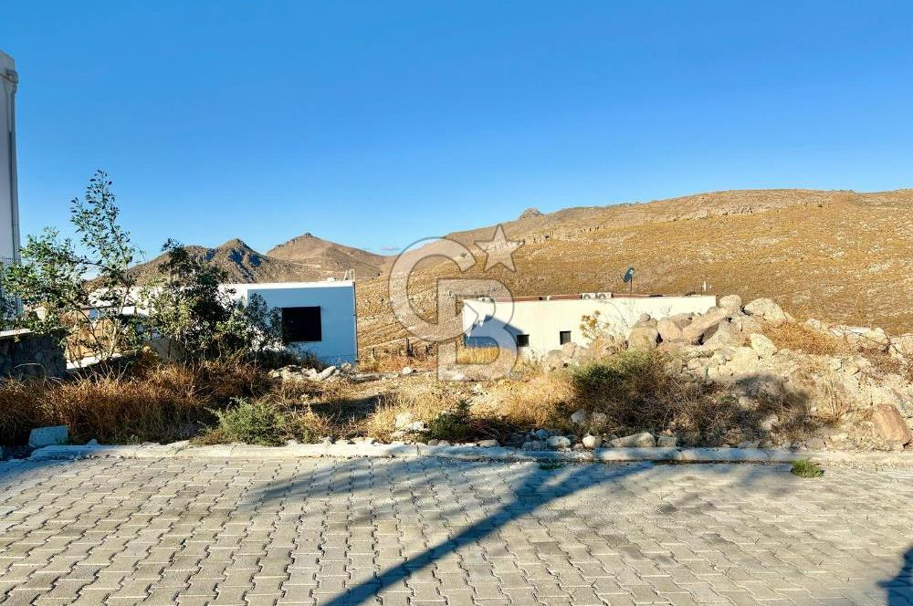 Akyarlar'da Nitelikli Sitelere Bitişik İmarlı Arsa