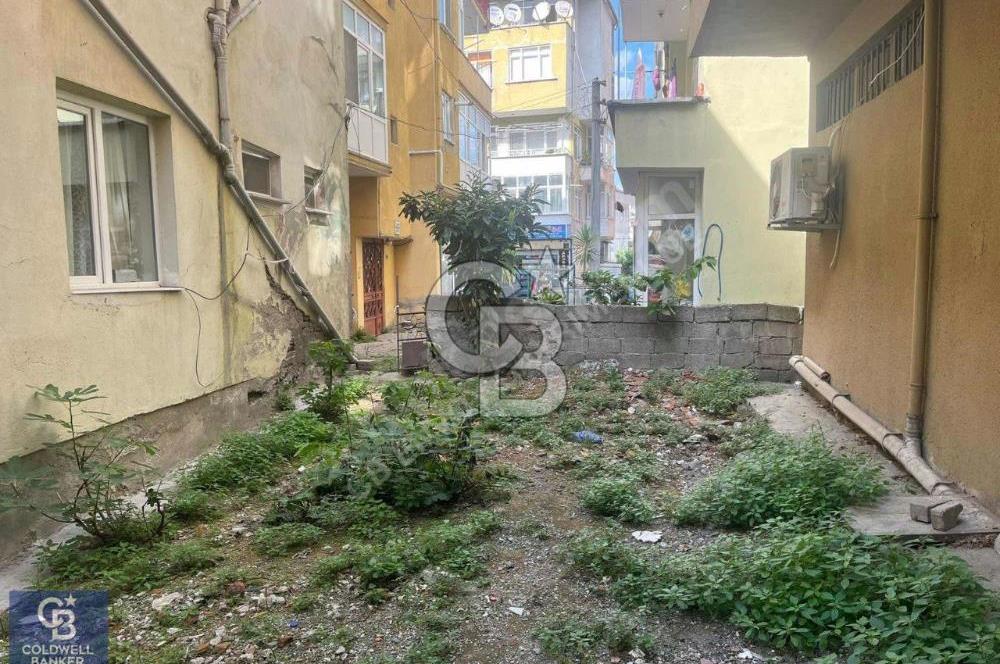 CB ENVOY | Gölcük Merkez | Cadde Cepheli Satılık İş Yeri