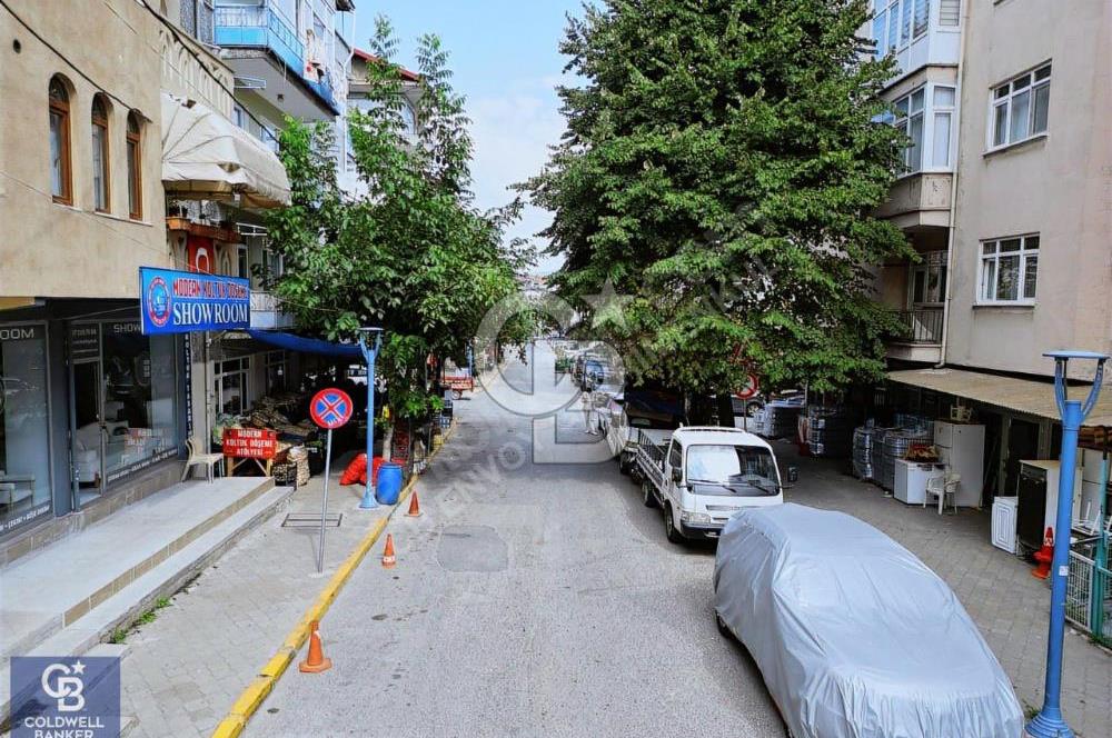 CB ENVOY | Gölcük Merkez | Cadde Cepheli Satılık İş Yeri