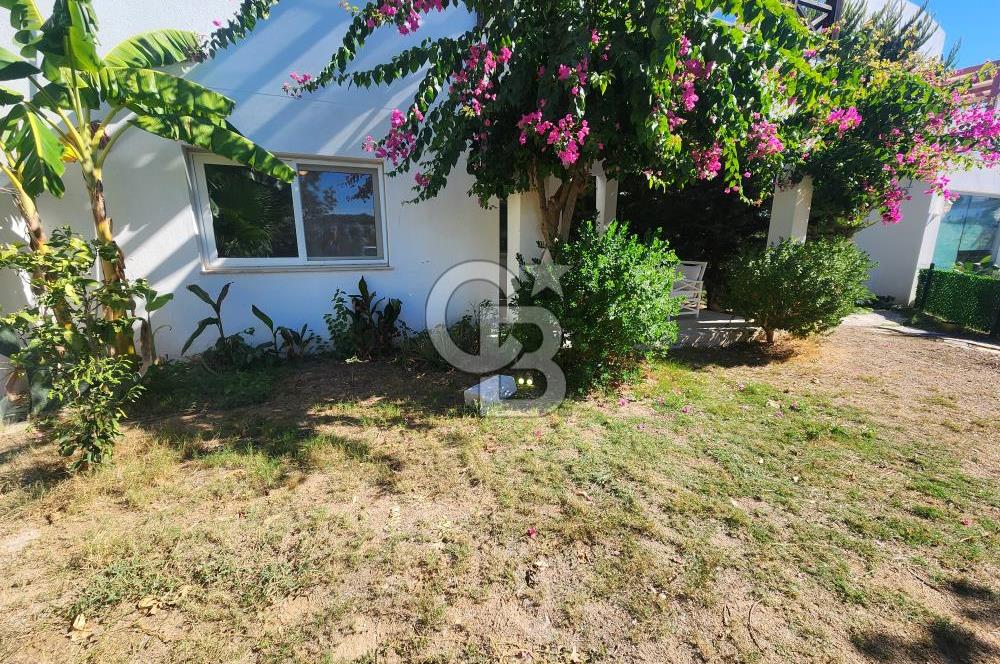 GÜMÜŞLÜK MÜSTAĶİL HAVASINDA BAHÇELİ MİMAR TASARIMLI MODERN DAİRE