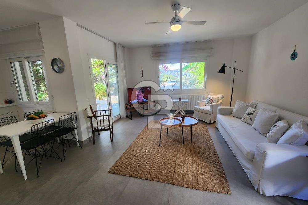 GÜMÜŞLÜK MÜSTAĶİL HAVASINDA BAHÇELİ MİMAR TASARIMLI MODERN DAİRE