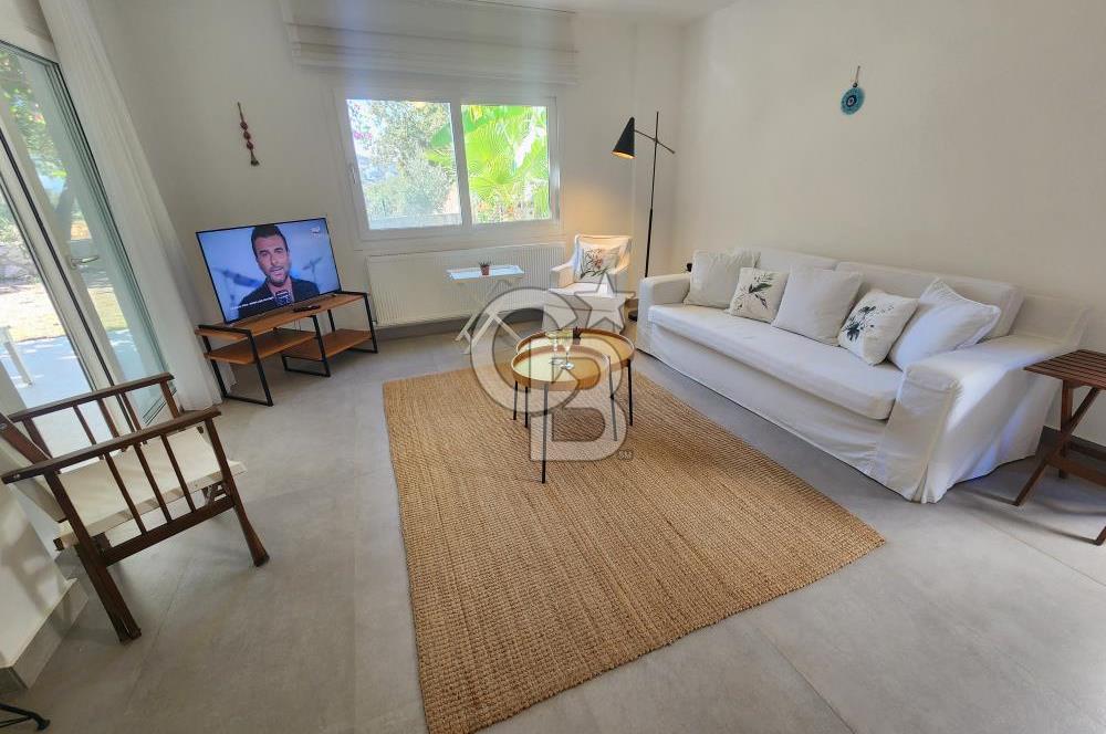GÜMÜŞLÜK MÜSTAĶİL HAVASINDA BAHÇELİ MİMAR TASARIMLI MODERN DAİRE