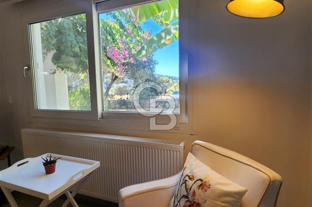 GÜMÜŞLÜK MÜSTAĶİL HAVASINDA BAHÇELİ MİMAR TASARIMLI MODERN DAİRE