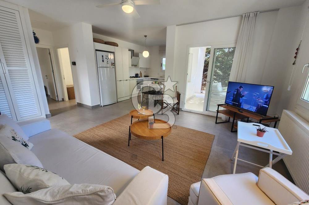 GÜMÜŞLÜK MÜSTAĶİL HAVASINDA BAHÇELİ MİMAR TASARIMLI MODERN DAİRE