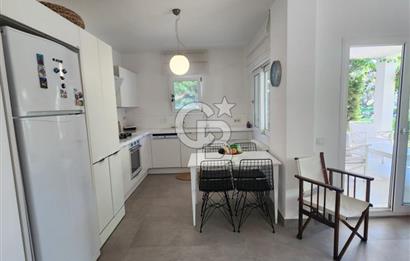 GÜMÜŞLÜK MÜSTAĶİL HAVASINDA BAHÇELİ MİMAR TASARIMLI MODERN DAİRE