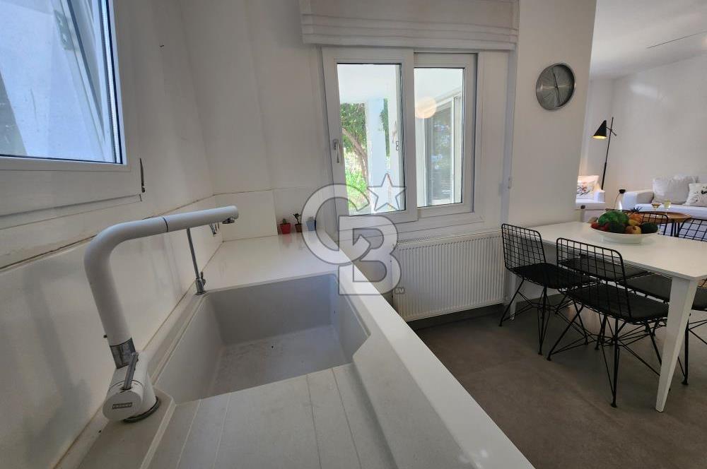 GÜMÜŞLÜK MÜSTAĶİL HAVASINDA BAHÇELİ MİMAR TASARIMLI MODERN DAİRE