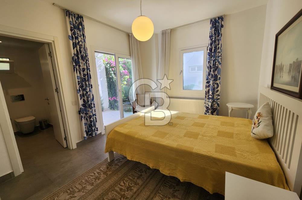 GÜMÜŞLÜK MÜSTAĶİL HAVASINDA BAHÇELİ MİMAR TASARIMLI MODERN DAİRE