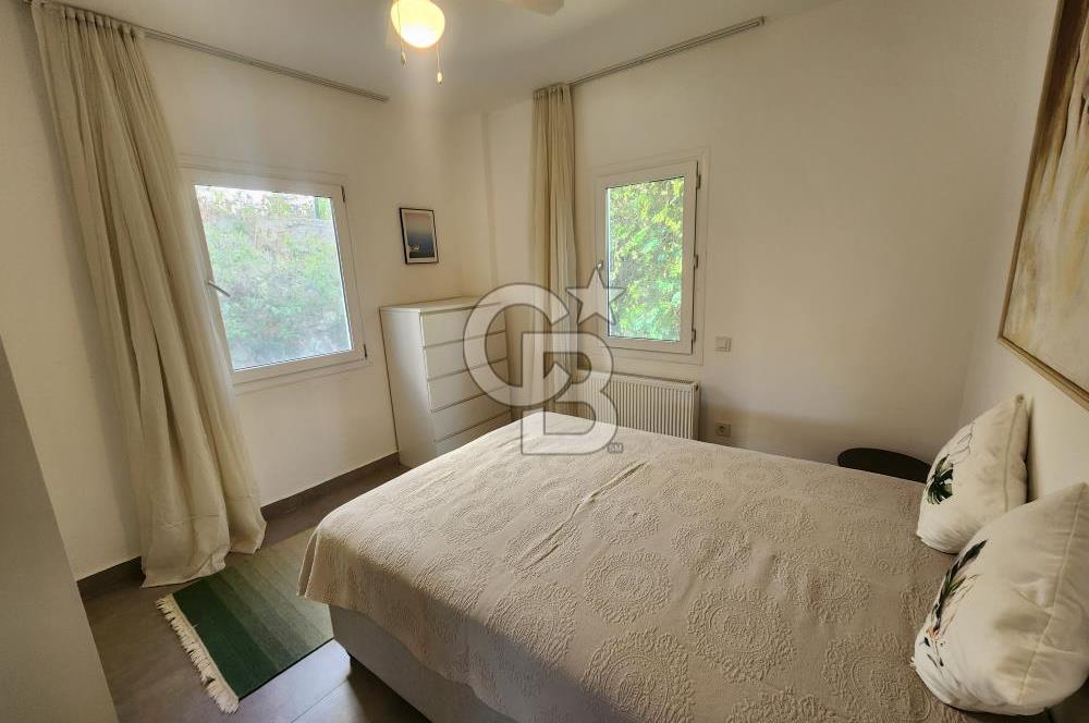 GÜMÜŞLÜK MÜSTAĶİL HAVASINDA BAHÇELİ MİMAR TASARIMLI MODERN DAİRE