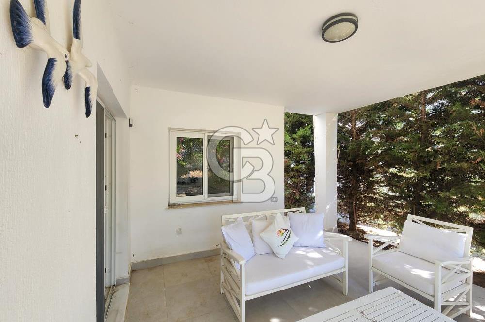 GÜMÜŞLÜK MÜSTAĶİL HAVASINDA BAHÇELİ MİMAR TASARIMLI MODERN DAİRE
