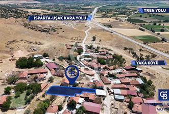Dinar Yaka Köyü Yatırıma Uygun Satılık Köyiçi İmarlı Arsa 706 m²