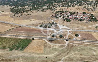 Dinar Yaka Köyü Yatırıma Uygun Satılık Tarla 3700 m²