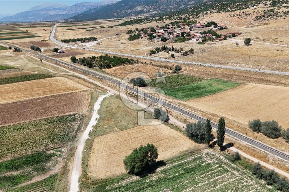 Dinar Yaka Köyü Yatırıma Uygun Satılık Tarla 3392 m²