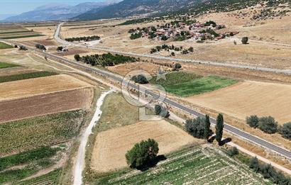 Dinar Yaka Köyü Yatırıma Uygun Satılık Tarla 3700 m²