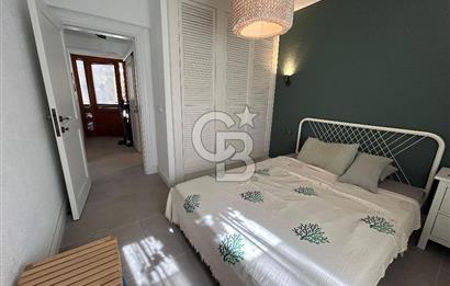 Palamutbükü Mertur Sitesi’nde Denize Yakın Yenilenmiş 2+1 Bahçe Katı Daire