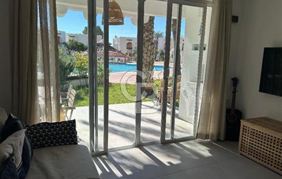 Palamutbükü Mertur Sitesi’nde Denize Yakın Yenilenmiş 2+1 Bahçe Katı Daire