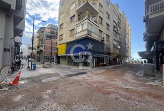 Alsancak 2. Kordon’da 40 m²  Batar kartlı Ulaşım Noktalarına Yakın Satılık Dükkan