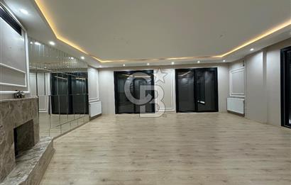 MUSELAND'den Emsalsiz Yapıya Sahip 5+2 Fourleks Villa