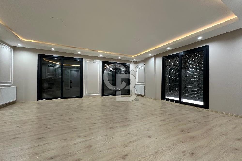 MUSELAND'den Emsalsiz Yapıya Sahip 5+2 Fourleks Villa