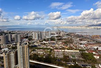 MAHALL BOMONTI KESİNTİSİZ DENİZ MANZARALI KİRALIK HOME OFFICE