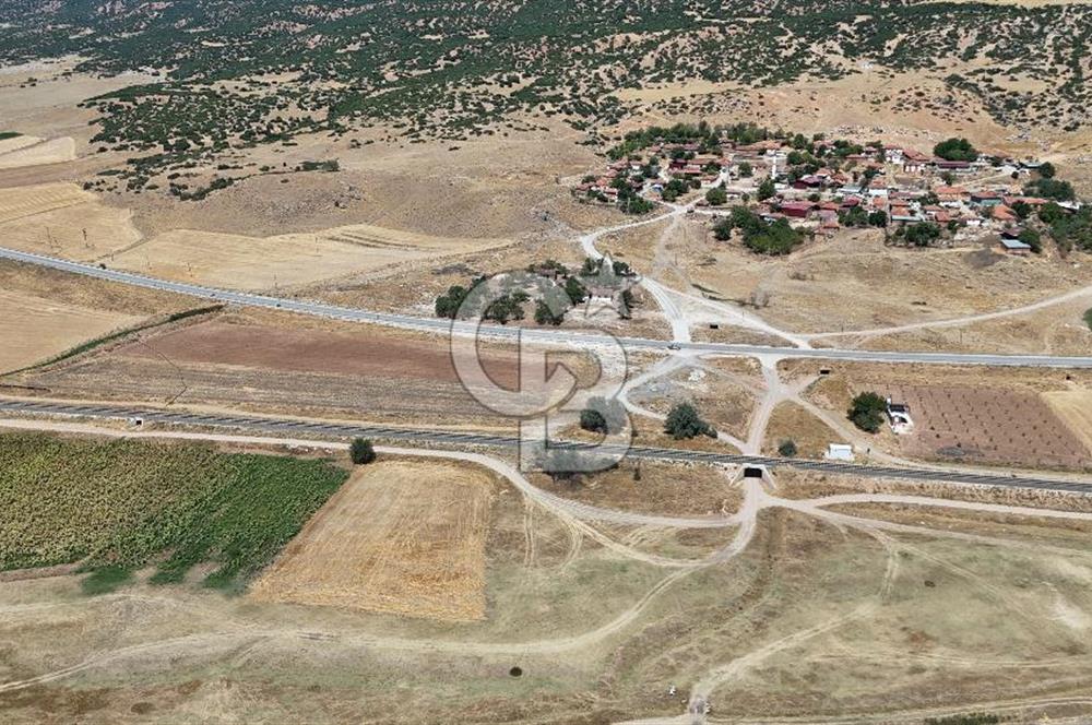 Dinar Yaka Köyü Yatırıma Uygun Satılık Tarla 8815 m²