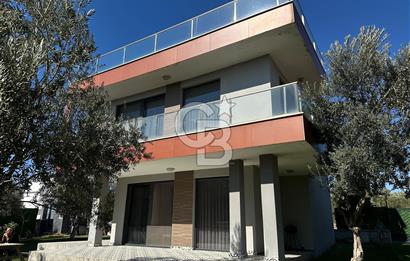 ÇANAKKALE GEYİKLİ'DE DENİZ MANZARALI, BAHÇELİ KİRALIK VİLLA!