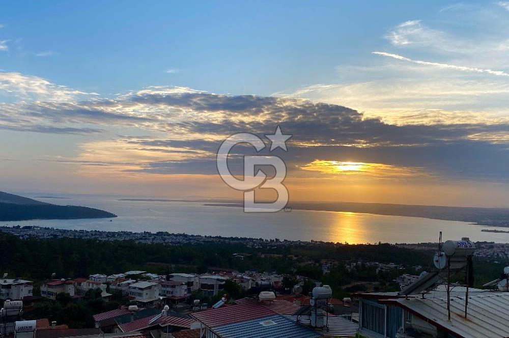 Akbükte Eşsiz Deniz Manzaralı,Bahçeli,Özel Havuzlu Satılık villa