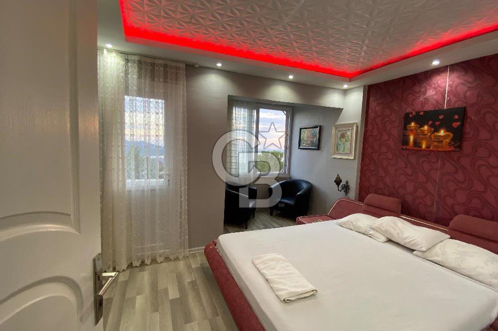 Akbükte Eşsiz Deniz Manzaralı,Bahçeli,Özel Havuzlu Satılık villa
