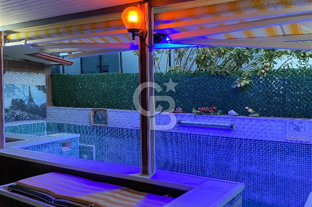 Akbükte Eşsiz Deniz Manzaralı,Bahçeli,Özel Havuzlu Satılık villa