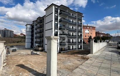 Cb Vizyon Tuğba ERKAL'dan Yüksek Kat Köşe Konum Fırsat 1+1 Daire