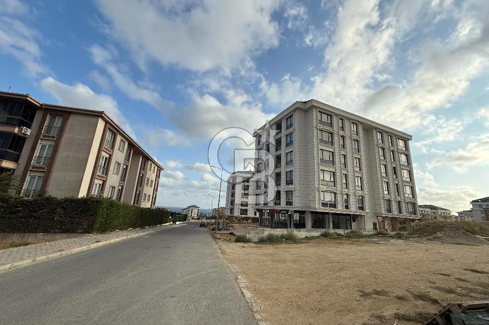 BÜYÜKÇEKMECE PERA KONAKLARINDA SIFIR 2+1 ARA KAT DAİRE
