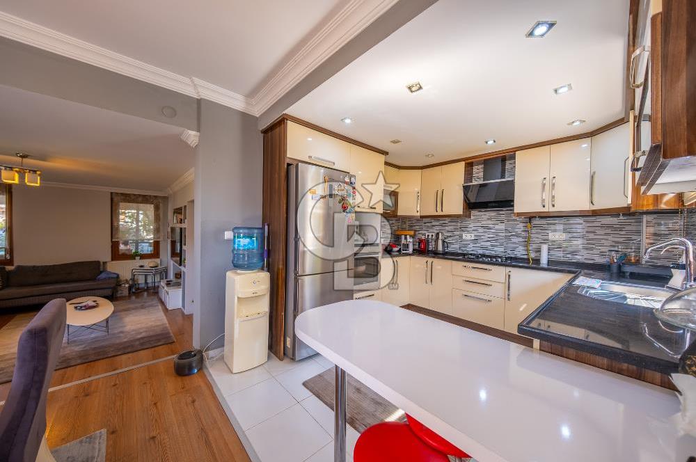Kahramanderenin Gözde Konumunda 4 Katlı 3+2 Villa
