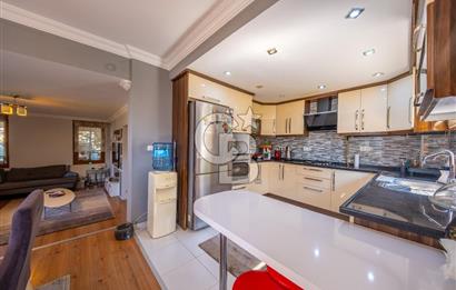 Kahramanderenin Gözde Konumunda 4 Katlı 3+2 Villa