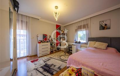 Kahramanderenin Gözde Konumunda 4 Katlı 3+2 Villa