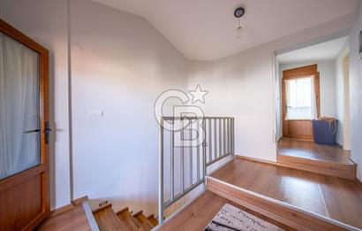 Kahramanderenin Gözde Konumunda 4 Katlı 3+2 Villa