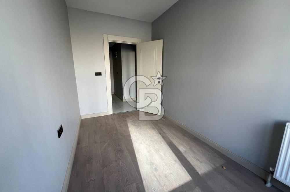 Kavaklı Es Marin Menekşe Konaklarında Sıfır 2+1 Ara Kat Daire