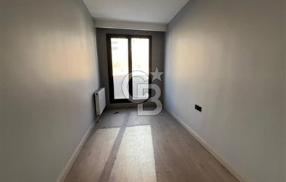 Kavaklı Es Marin Menekşe Konaklarında Sıfır 2+1 Ara Kat Daire