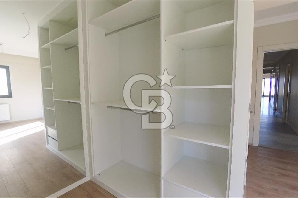 İzmir Çiğli Esentepe Has Evler Sitesi Kiralık 3+1 182 m² Daire