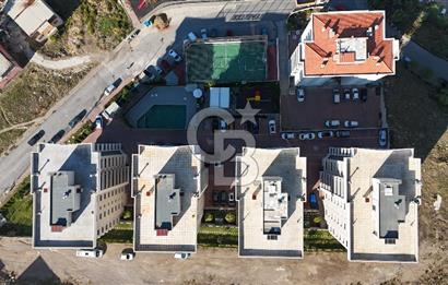 İzmir Çiğli Esentepe Has Evler Sitesi Kiralık 3+1 182 m² Daire