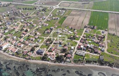 KORUKÖY / GELİBOLU'DA DENİZE YAKIN VİLLA İMARLI ARSA