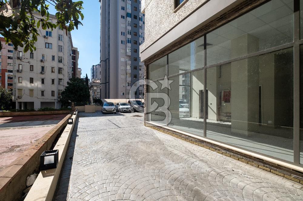 Bağdat Cd 1.Paraleli Sıfır Binada Kiralık Dükkan Mağaza