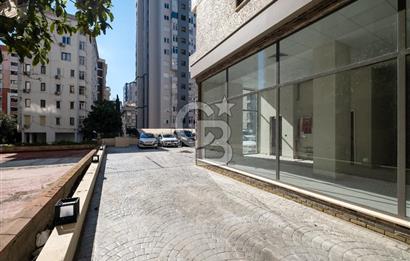 Bağdat Cd 1.Paraleli Sıfır Binada Kiralık Dükkan Mağaza