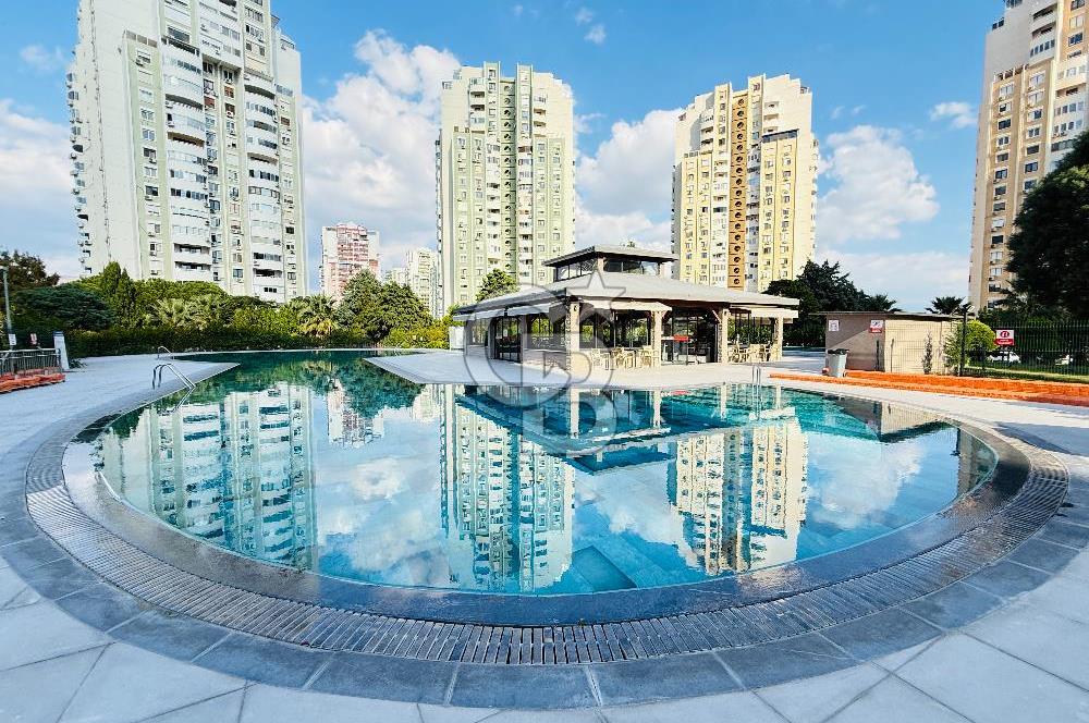 Mavişehir Albatros Bloklarında Deniz Manzaralı Satılık 3+1 Daire