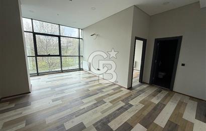 AVCILAR E-5 KOSKA 100m MESAFEDE KİRALIK 80m2 OFİS PRESTİJLİ BİNA