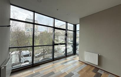 AVCILAR E-5 KOSKA 100m MESAFEDE KİRALIK 80m2 OFİS PRESTİJLİ BİNA