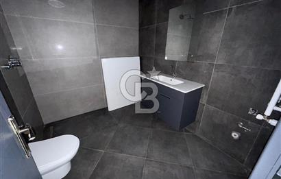AVCILAR E-5 KOSKA 100m MESAFEDE KİRALIK 80m2 OFİS PRESTİJLİ BİNA