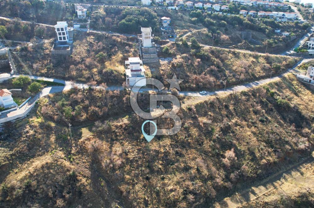 DİKİLİ ÇANDARLI 1/2 HİSSE VİLLA İMARLI ARSA