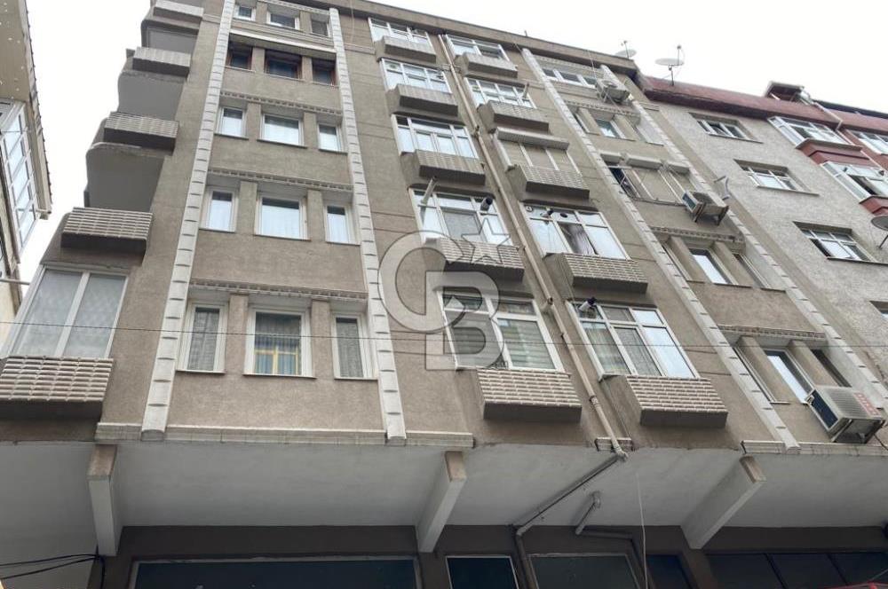 Şirinevler Meydan'da Bakımlı,Temiz 3+1 Kiralık Daire