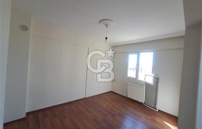 Ulukent Metrokent Sitesi’nde Geniş Yeşil Alanlı, Ferah 3+1 Kiralık Daire