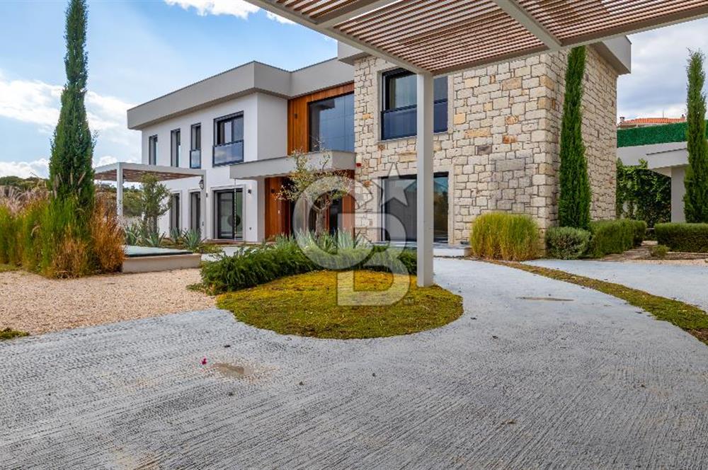 ÇEŞME DALYAN LÜKS VİLLA